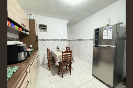Casa à venda com 101m², 4 quartos e 1 vagaCozinha