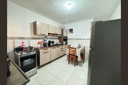 Casa à venda com 101m², 4 quartos e 1 vagaCozinha