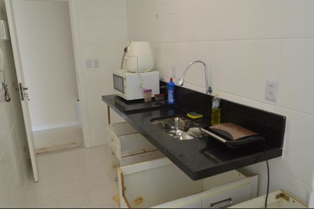 Apartamento à venda com 52m², 2 quartos e 1 vagaCozinha
