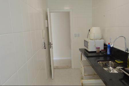 Apartamento à venda com 52m², 2 quartos e 1 vagaCozinha