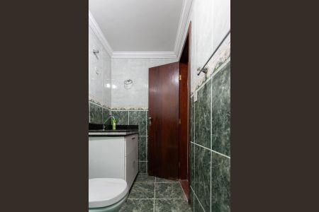 Casa à venda com 328m², 3 quartos e 6 vagasBanheiro da Suíte 1