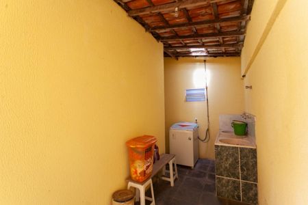 Casa à venda com 328m², 3 quartos e 6 vagasÁrea de Serviço