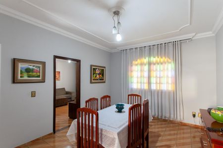 Casa à venda com 328m², 3 quartos e 6 vagasSala de Jantar