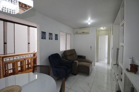 Sala de apartamento para alugar com 2 quartos, 58m² em Humaitá, Porto Alegre