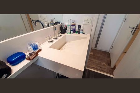 Apartamento à venda com 89m², 3 quartos e 2 vagas Apartamento à venda com 89m², 3 quartos e 2 vagasBanheiro da Suíte