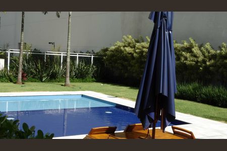 Apartamento à venda com 89m², 3 quartos e 2 vagas Apartamento à venda com 89m², 3 quartos e 2 vagasÁrea comum - Piscina