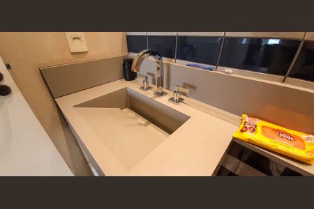 Apartamento à venda com 89m², 3 quartos e 2 vagas Apartamento à venda com 89m², 3 quartos e 2 vagasBanheiro Social