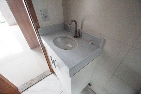 Apartamento para alugar com 38m², 1 quarto e sem vagaBanheiro