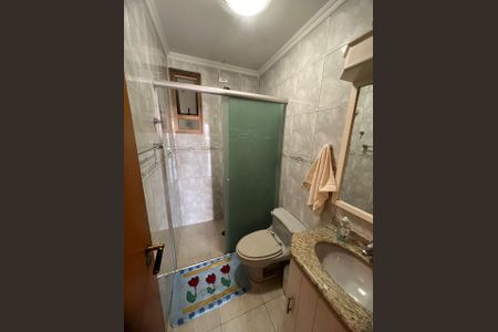 Apartamento à venda com 146m², 3 quartos e 3 vagas Apartamento à venda com 146m², 3 quartos e 3 vagasBanheiro 2