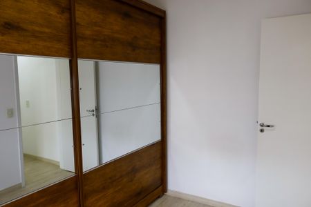 Apartamento à venda com 53m², 2 quartos e 1 vagaQuarto 2