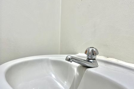 Lavabo 1 de casa para alugar com 5 quartos, 200m² em Vila Clementino, São Paulo