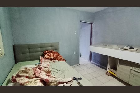 Quarto de casa para alugar com 1 quarto, 16m² em Jardim Cacique, Suzano