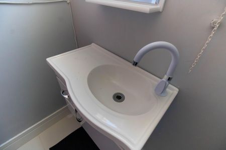 Casa à venda com 450m², 5 quartos e 2 vagasBanheiro da Suíte 3