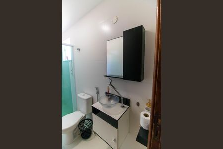 Casa à venda com 450m², 5 quartos e 2 vagasBanheiro da Suíte 2