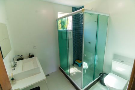 Casa à venda com 450m², 5 quartos e 2 vagasBanheiro da Suíte 1