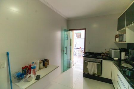 Casa à venda com 450m², 5 quartos e 2 vagasCozinha