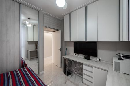 Apartamento para alugar com 127m², 3 quartos e 1 vaga Apartamento para alugar com 127m², 3 quartos e 1 vagaQuarto 2