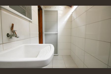 Casa de condomínio para alugar com 63m², 2 quartos e 1 vagaÁrea de Serviço