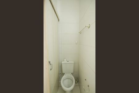 Casa de condomínio para alugar com 63m², 2 quartos e 1 vagaBanheiro Social