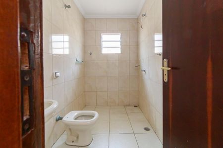 Banheiro de casa à venda com 8 quartos, 588m² em Jardim Monte Azul, São Paulo