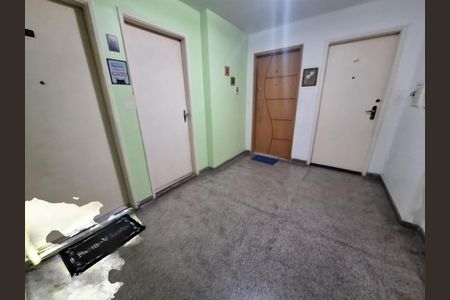 Apartamento à venda com 68m², 2 quartos e 1 vagaFoto 08