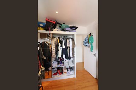 Apartamento à venda com 65m², 3 quartos e 2 vagasQuarto 1