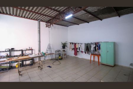 Casa para alugar com 249m², 2 quartos e 5 vagas Casa para alugar com 249m², 2 quartos e 5 vagasÁrea de Serviço