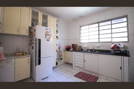 Casa para alugar com 249m², 2 quartos e 5 vagas Casa para alugar com 249m², 2 quartos e 5 vagasCozinha