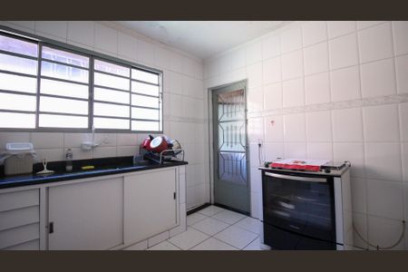 Casa para alugar com 249m², 2 quartos e 5 vagas Casa para alugar com 249m², 2 quartos e 5 vagasCozinha