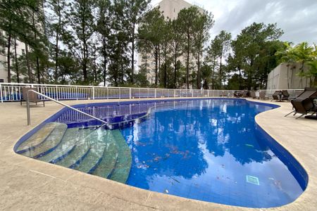 Apartamento à venda com 95m², 3 quartos e 2 vagas Apartamento à venda com 95m², 3 quartos e 2 vagasÁrea comum - Piscina