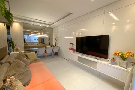 Apartamento à venda com 95m², 3 quartos e 2 vagas Apartamento à venda com 95m², 3 quartos e 2 vagasSala