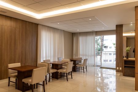 Apartamento à venda com 95m², 3 quartos e 2 vagas Apartamento à venda com 95m², 3 quartos e 2 vagasÁrea comum - Salão de festas