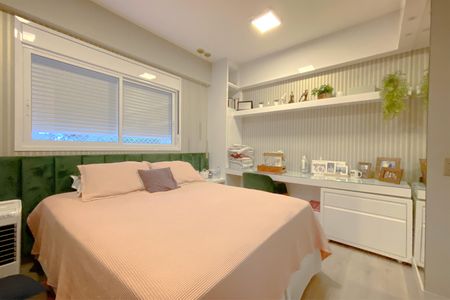 Apartamento à venda com 95m², 3 quartos e 2 vagas Apartamento à venda com 95m², 3 quartos e 2 vagasSuite