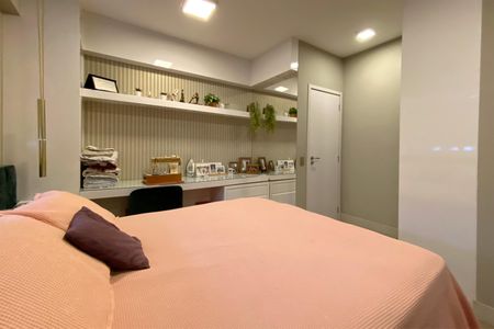 Apartamento à venda com 95m², 3 quartos e 2 vagas Apartamento à venda com 95m², 3 quartos e 2 vagasSuite