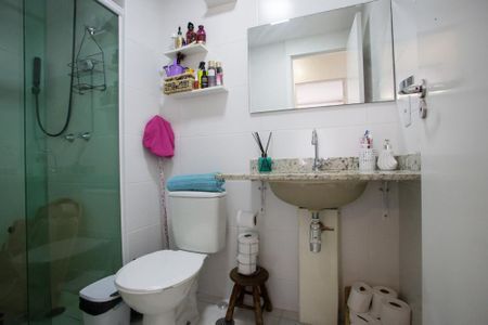 Apartamento à venda com 117m², 3 quartos e 1 vagaBanheiro Social