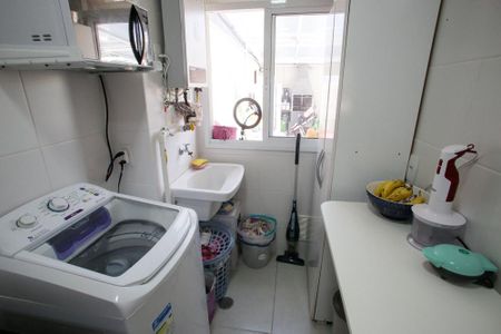 Apartamento à venda com 117m², 3 quartos e 1 vagaÁrea de Serviço