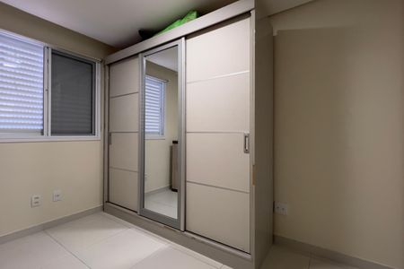 Apartamento para alugar com 51m², 2 quartos e 1 vagaQuarto 1