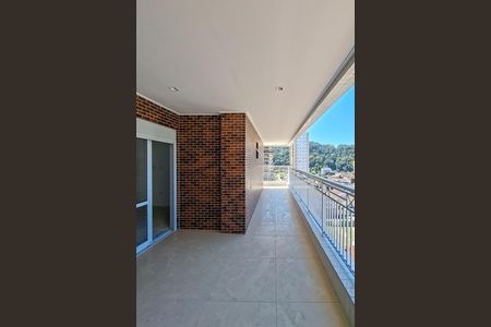 Apartamento para alugar com 121m², 3 quartos e 3 vagas Apartamento para alugar com 121m², 3 quartos e 3 vagasSacada