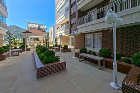 Apartamento para alugar com 121m², 3 quartos e 3 vagas Apartamento para alugar com 121m², 3 quartos e 3 vagasÁrea comum