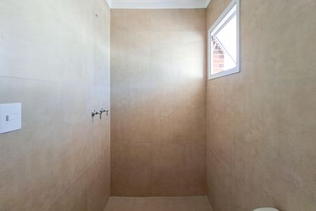 Apartamento para alugar com 121m², 3 quartos e 3 vagas Apartamento para alugar com 121m², 3 quartos e 3 vagasBanheiro da Suíte 1