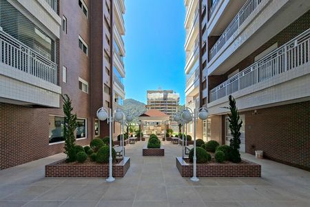 Apartamento para alugar com 121m², 3 quartos e 3 vagas Apartamento para alugar com 121m², 3 quartos e 3 vagasÁrea comum