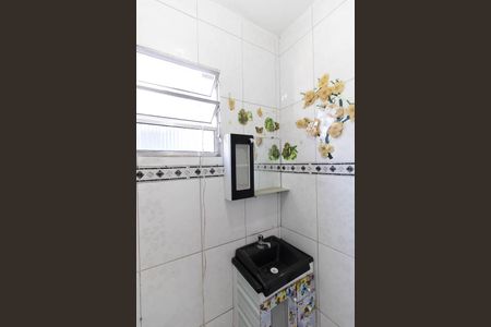 Casa à venda com 50m², 2 quartos e sem vagaBanheiro