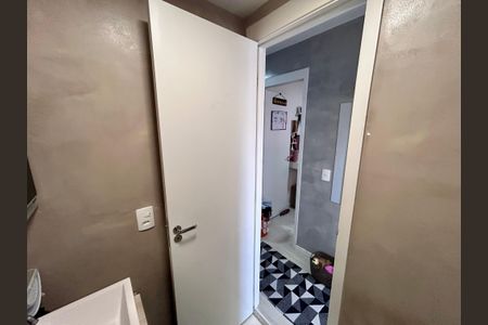 Apartamento para alugar com 43m², 2 quartos e 1 vaga Apartamento para alugar com 43m², 2 quartos e 1 vagaBanheiro 1