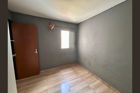 Apartamento à venda com 47m², 2 quartos e 1 vagaQuarto 2