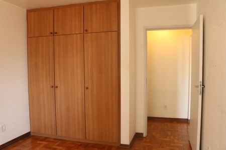 Apartamento à venda com 48m², 1 quarto e 1 vagaQuarto