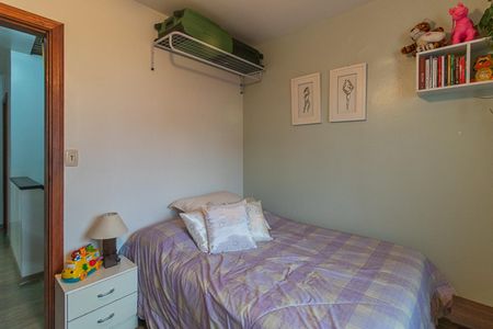 Casa de condomínio à venda com 126m², 3 quartos e 2 vagasQuarto 1