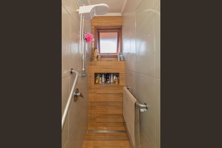 Casa de condomínio à venda com 126m², 3 quartos e 2 vagasBanheiro Social