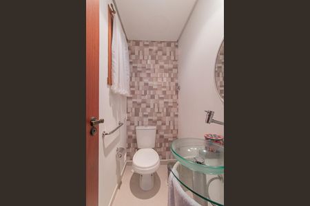 Lavabo de casa de condomínio à venda com 3 quartos, 126m² em Vila Nova, Porto Alegre