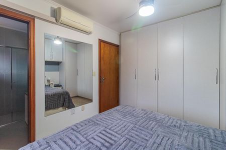 Casa de condomínio à venda com 126m², 3 quartos e 2 vagasSuíte