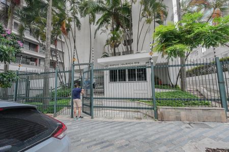 Apartamento para alugar com 44m², 1 quarto e 1 vagaFachada